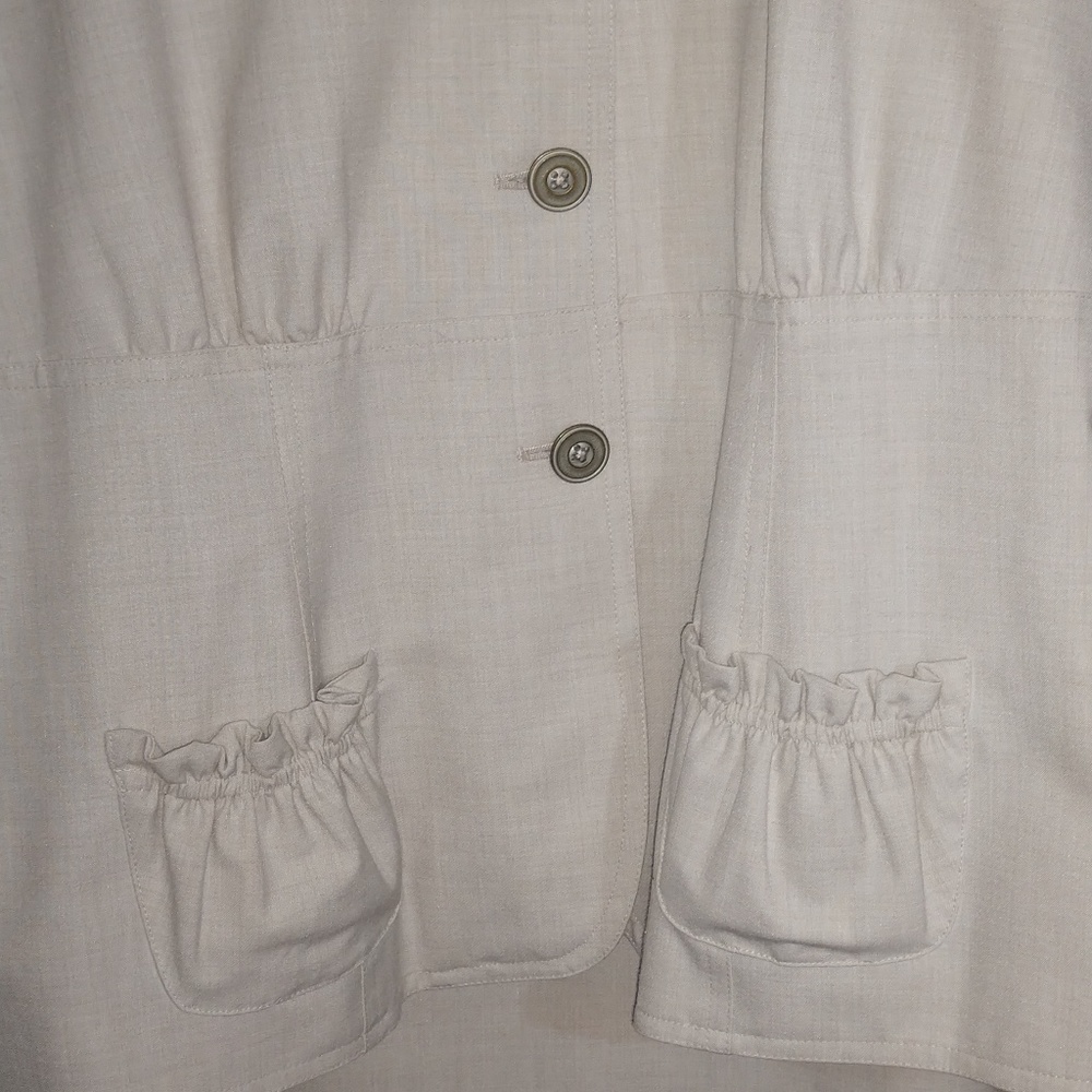 Saks Fifth Ave Ladies Season-less Skirt Suit - Picture 4 of 8